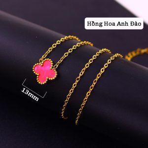 TN817d-Dây chuyền titan hoa 4 cánh van cleef nền màu hồng hoa anh đào