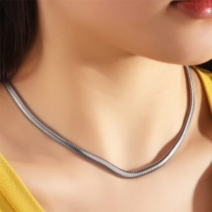 TN824e Dây chuyền titan sợi mì 4ly trơn không mặt