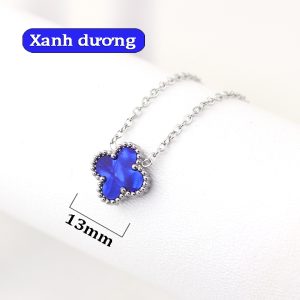 TN832a Dây chuyền titan hoa 4 cánh van cleef nền màu xanh dương