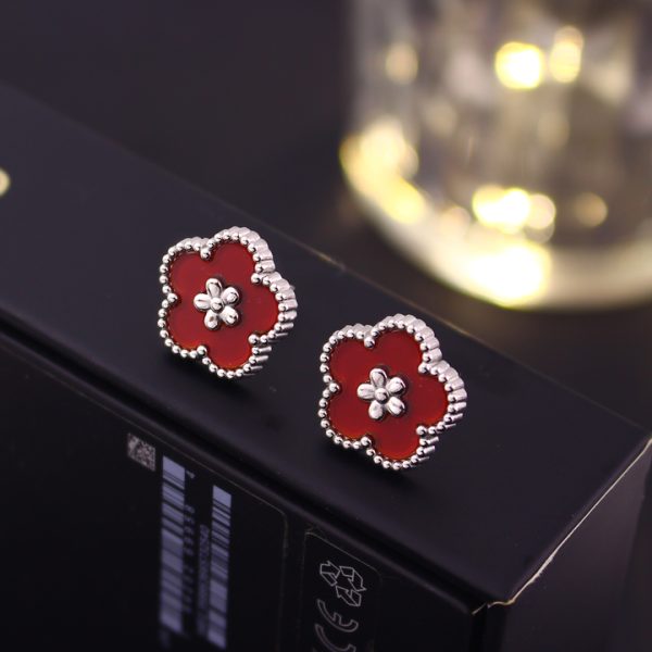 TB300c Bông tai nữ titan hoa 5 cánh van cleef