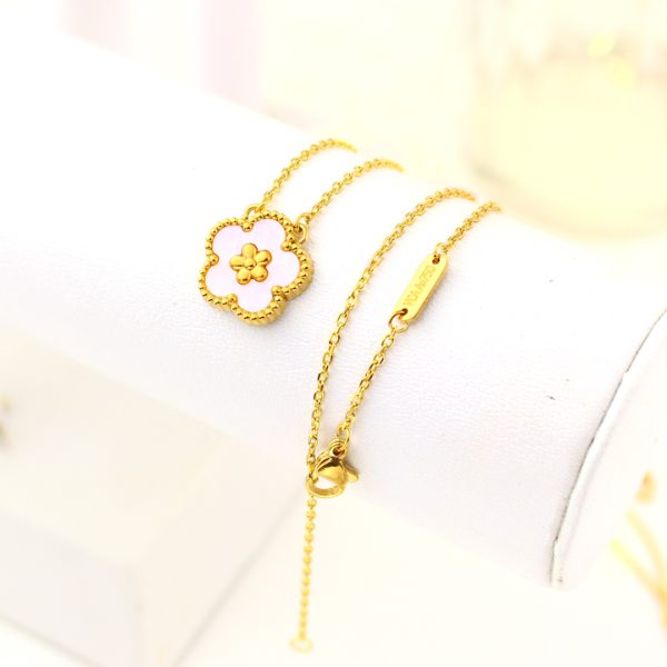 TN841f Dây chuyền titan hoa 5 cánh van cleef