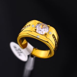 N693b Nhẫn nam titan mạ màu vàng hột chủ 8ly