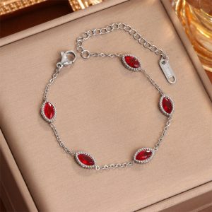TA213e Lắc tay nữ titan đính đá zircon đỏ hình mắt ngựa