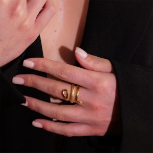 TC329c Nhẫn titan con rắn