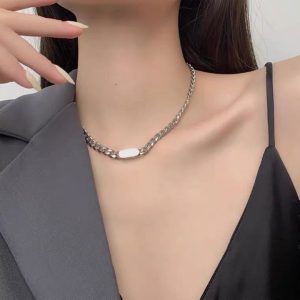 TN462l Dây chuyền titan kiểu lật mặt hình ovan