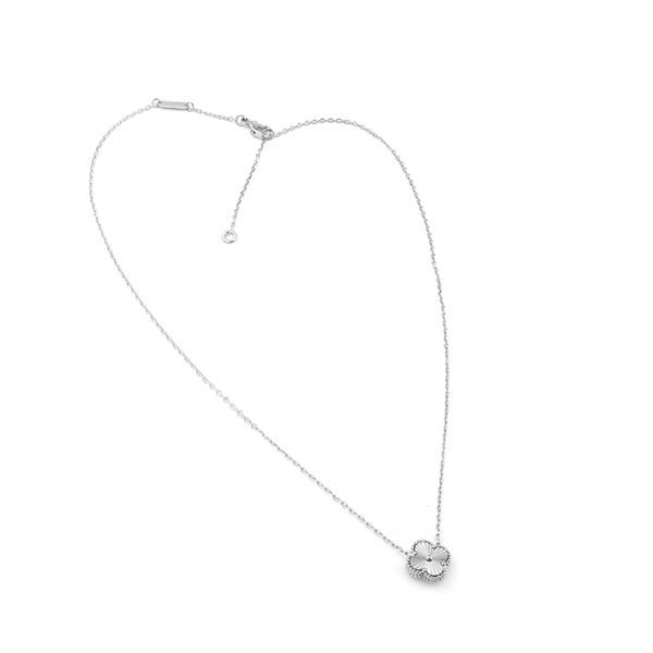 TN881f Dây chuyền titan van cleef size 11mm chạm móc máy