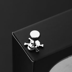 BT050c Bông tai nam inox hình đầu lâu cá tính