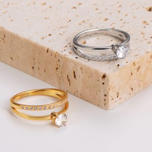 TC226k Nhẫn nữ titan 1 hàng đá nhỏ và kết hợp 1 hột cao