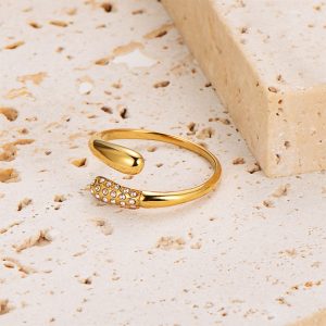 TC345b Nhẫn titan giọt nước đính kim tấm