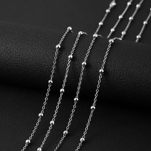 D006b Dây chuyền chữ cong titan trơn không mặt gắn bi cách điệu