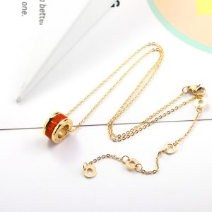 TN509e Dây chuyền titan ống số la mã đính đá đỏ