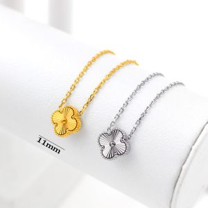 TN902a Dây chuyền nữ titan van cleef size 11mm khóa tròn