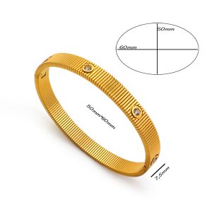 TV239a Vòng tay titan cartier đinh kim cách điệu