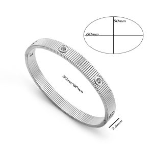 TV239b Vòng tay titan cartier đinh kim cách điệu