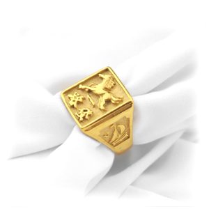 N606c Nhẫn nam titan hình con ngựa may mắn thành công