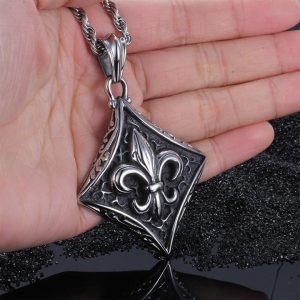 MD056b Mặt dây chuyền Titan biểu tượng Fleur-de-lis Chrome Hearts