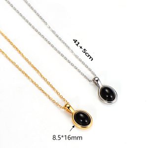 TN730 Dây chuyền nữ titan mặt hình ô van màu đen