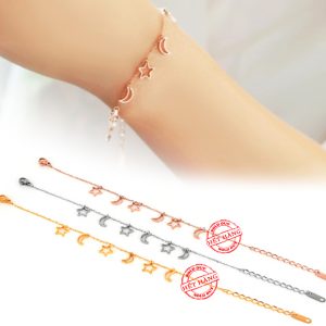 TA251 Lắc tay titan trăng sao