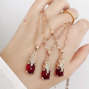 TN195 Dây chuyền titan tỳ hưu đá ruby