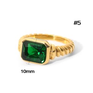 TC048 Nhẫn titan đá xanh lá (Size 5)