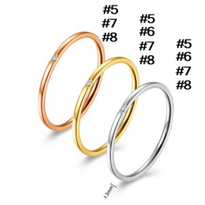 TC169 Nhẫn titan bảng mỏng đính 1 viên đá kim cương