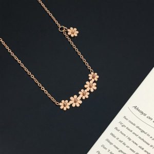 TN504 Dây chuyền titan hoa cúc màu hồng